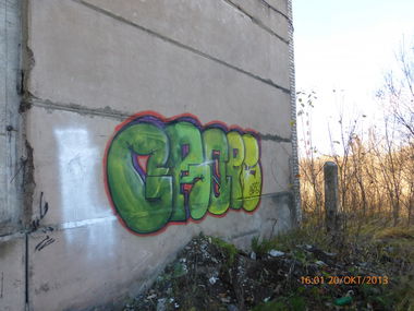 Graffiti Bombing - Photo by kiruxa5555