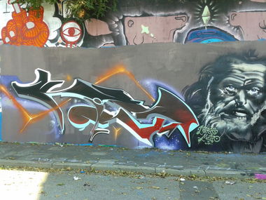 Graffiti Wall - Photo by kiss81 - kiss81