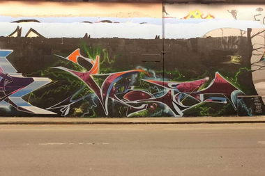 Graffiti Wall - Photo by kiss81 - kiss81
