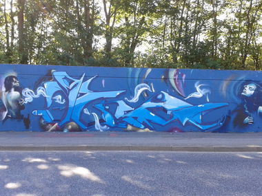 Graffiti Wall - Photo by kiss81 - kiss81