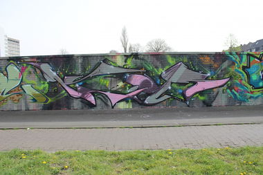 Graffiti Wall - Photo by kiss81