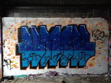 Graffiti Wall in London - Photo by kizek (2014)