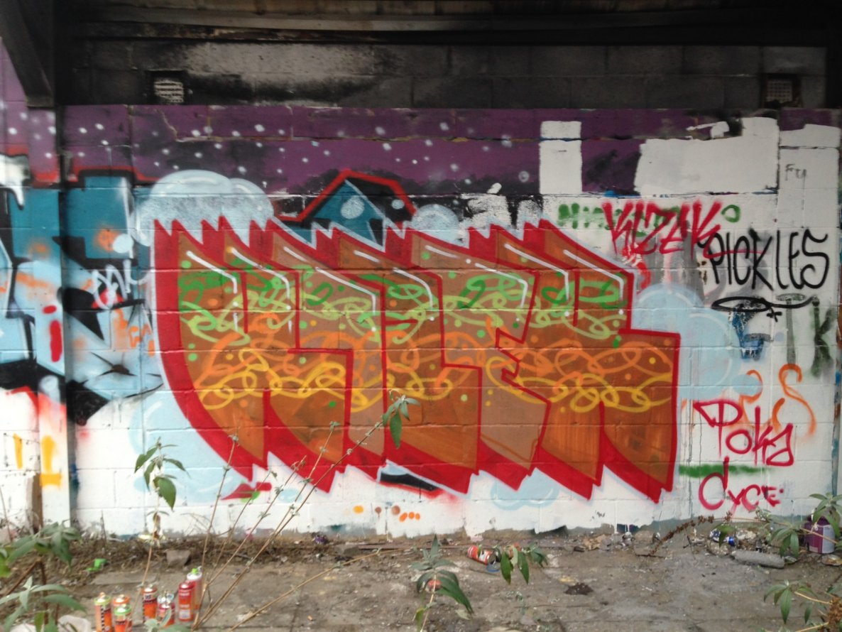 Graffiti Wall in London - Photo by kizek (2015)