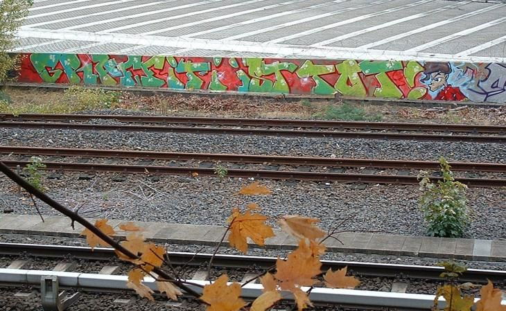 Graffiti Wall - Photo by klak