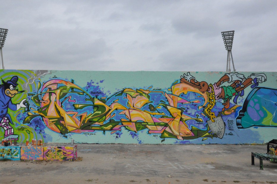 Graffiti Wall - Photo by kleenapunka - wosh, pank (2010)