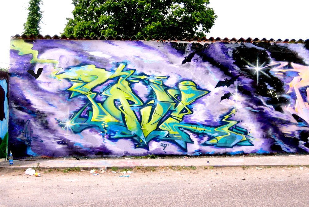 Graffiti Wall - Photo by kleenapunka