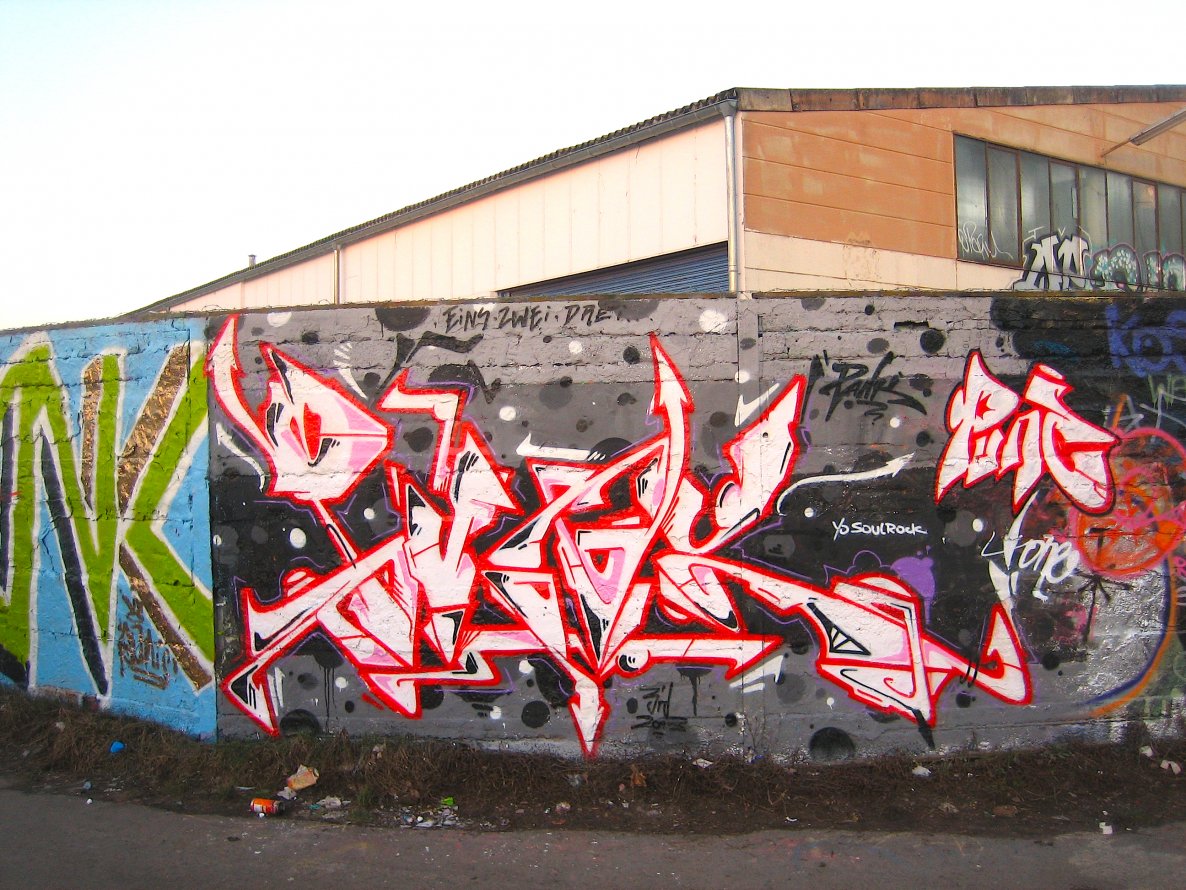 Graffiti Wall - Photo by kleenapunka