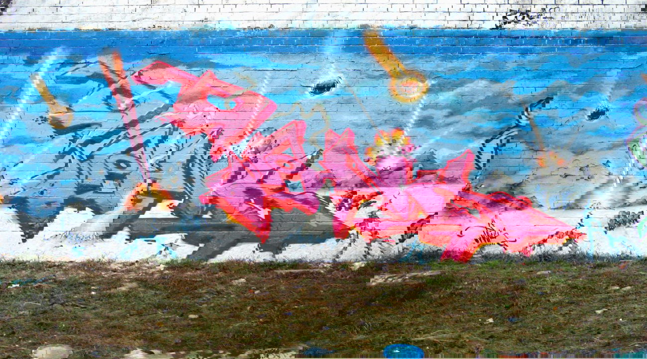 Graffiti Wall - Photo by kleenapunka