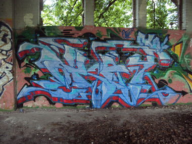 Graffiti Wall - Photo by kleenapunka