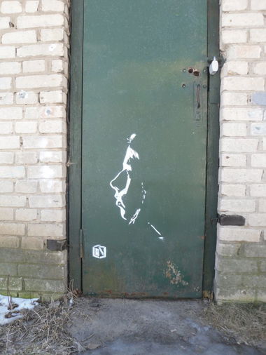 Graffiti Street Art - Photo by kloy (2013)