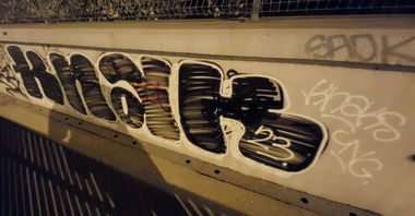 Graffiti Wall - Photo by knakz (2023)