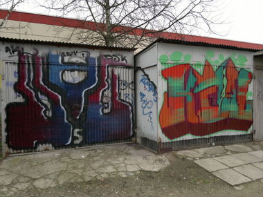Graffiti Bombing in Tarnow - Photo by koal - koal, koalone, na5e (2012)