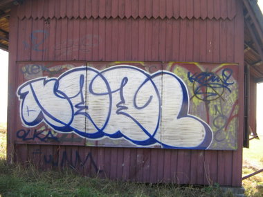Graffiti Bombing - Photo by koal (2006)