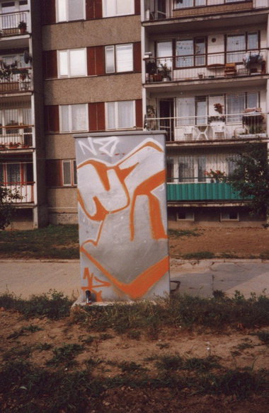 Graffiti Wall - Photo by koal