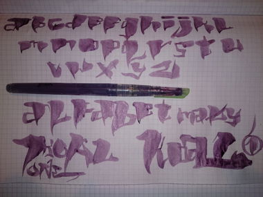 Graffiti Sketch in Zestaw miejsca - Photo by koal