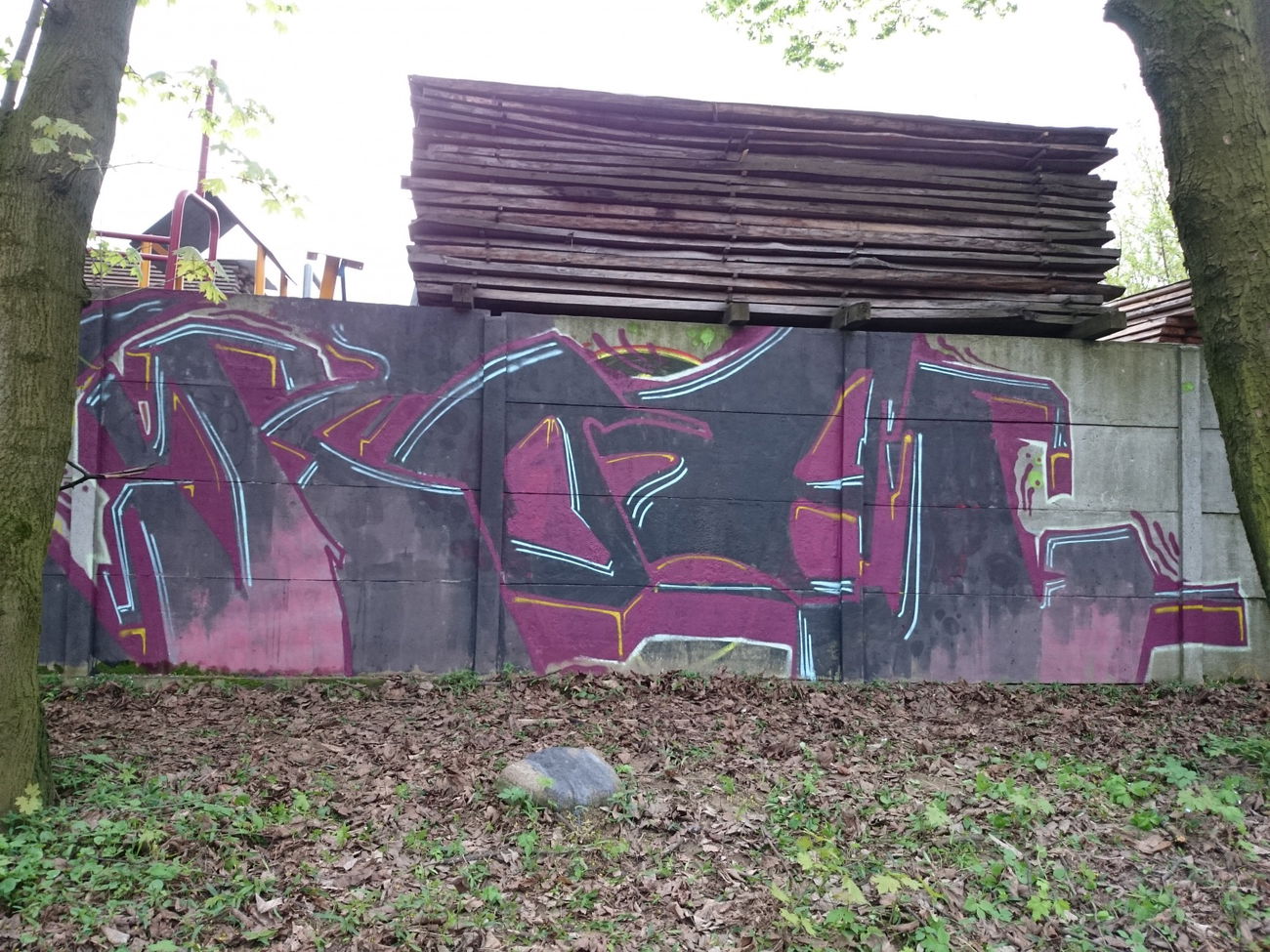 Graffiti Wall - Photo by koal (2016)