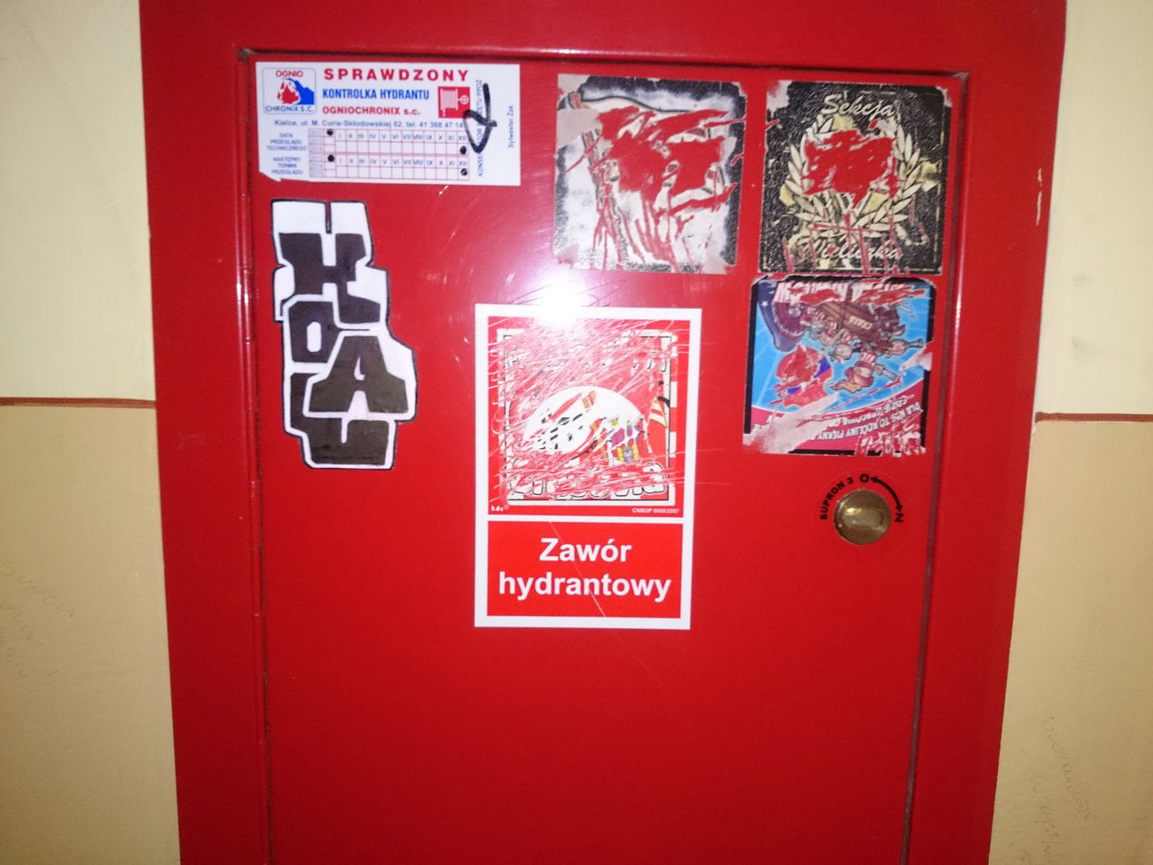 Graffiti Wall in Zestaw miejsca - Photo by koal