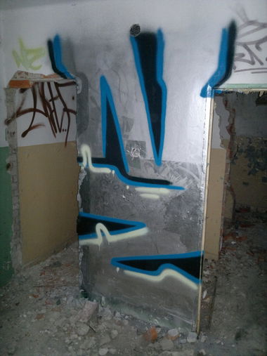 Graffiti Bombing - Photo by koal