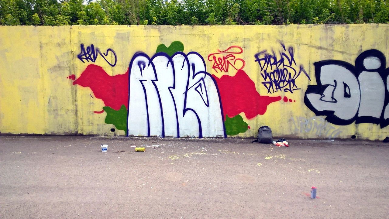 Graffiti Wall in Настройка Расположения - Photo by kochechika