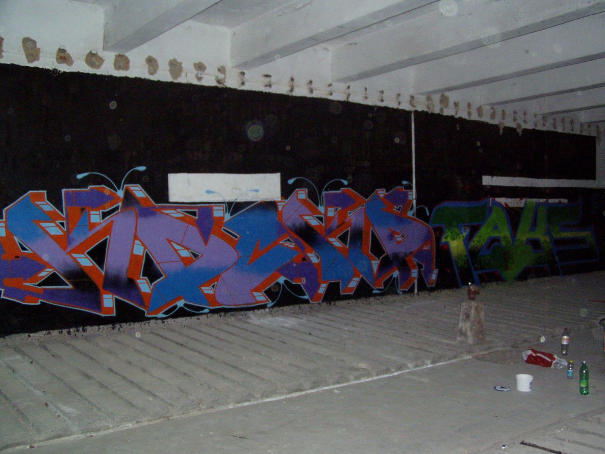 Graffiti Wall - Photo by kocka - kocka (2013)