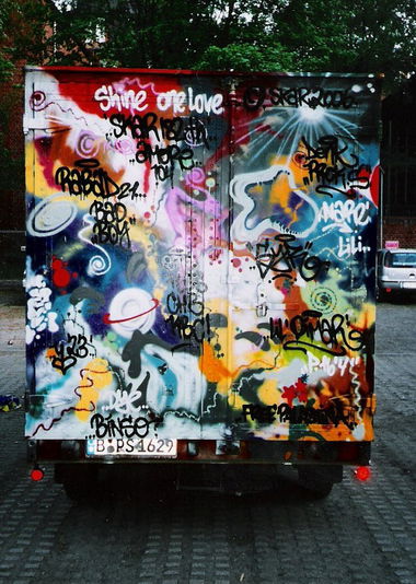 Graffiti Artwork - Photo by koeter - berlin, laster, taggs