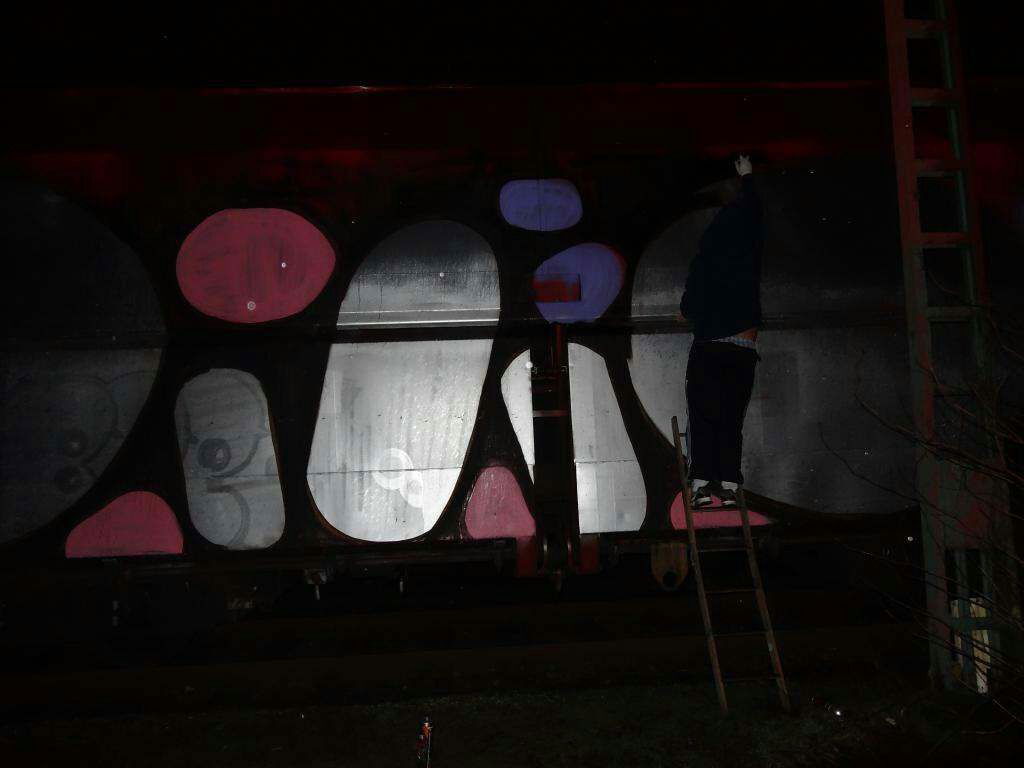 Graffiti Wall - Photo by koolk - kosh, oilio, fp