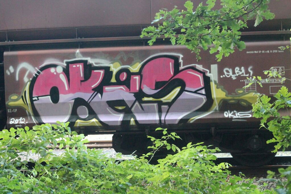 Graffiti Train - Photo by koolk - okis, kosh, dbf