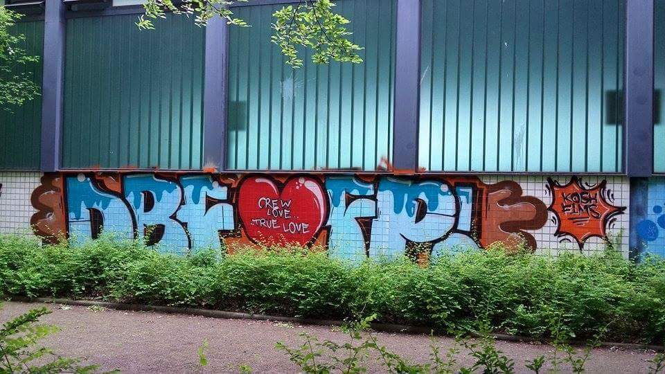 Graffiti Wall - Photo by koolk - dbf, fp, kosh