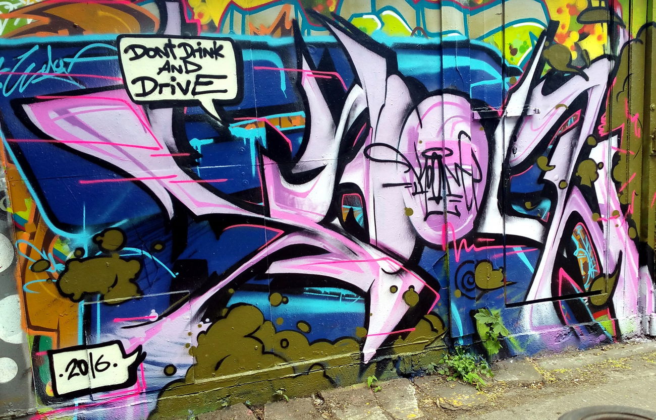 Graffiti Wall - Photo by koon - koon