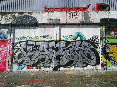 Graffiti Wall - Photo by kore182 (2016)