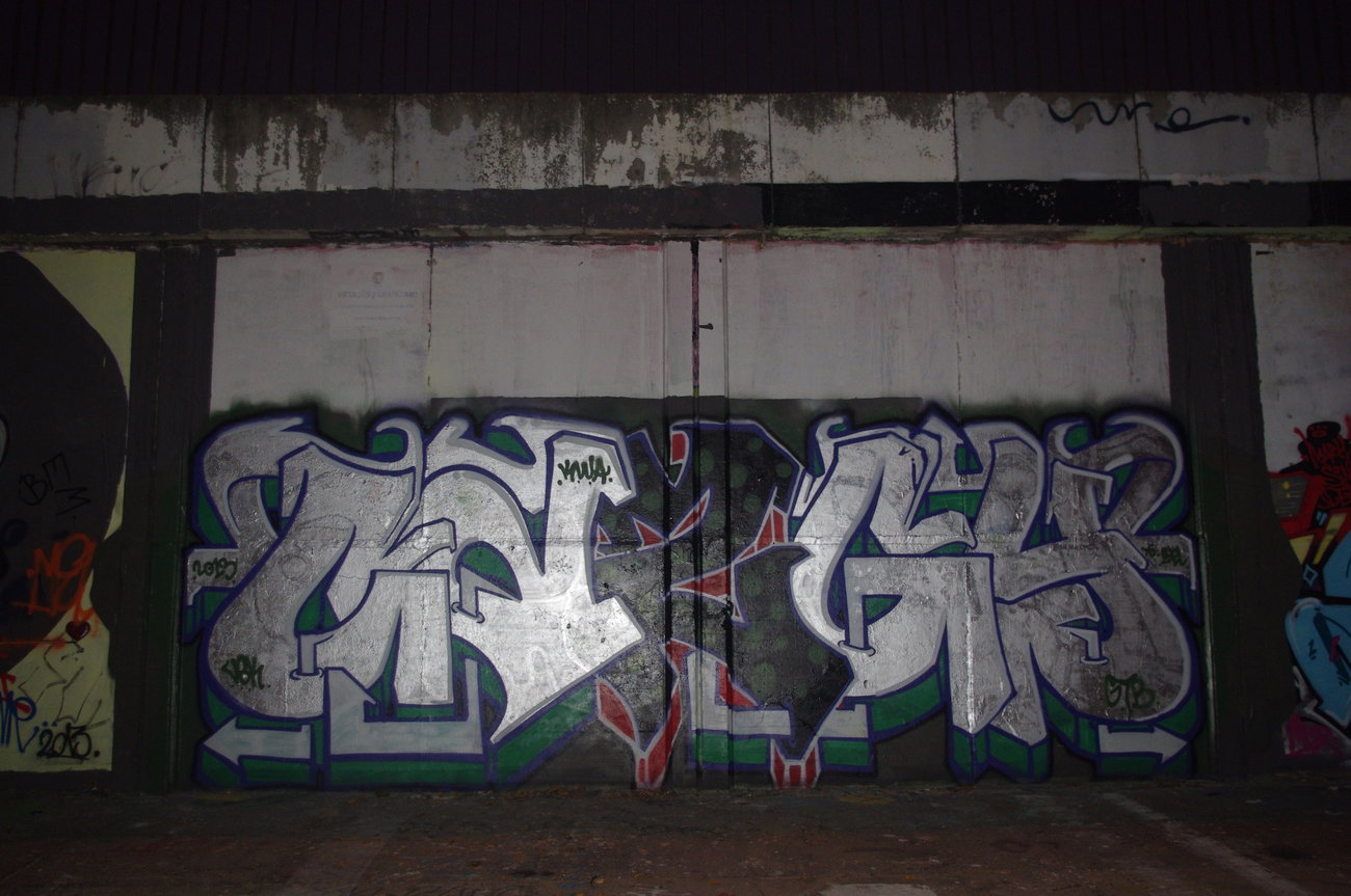 Graffiti Wall - Photo by kore182 - cazgy, kore, kore182