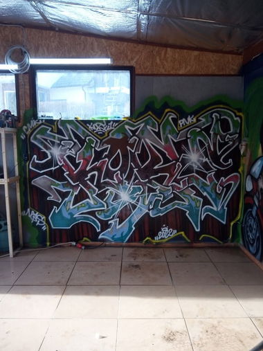 Graffiti Wall - Photo by kore182 - korekore182vilniuscityvilnius (2022)