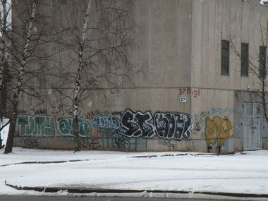 Graffiti Bombing - Photo by kore182 - kore182, stoner, st