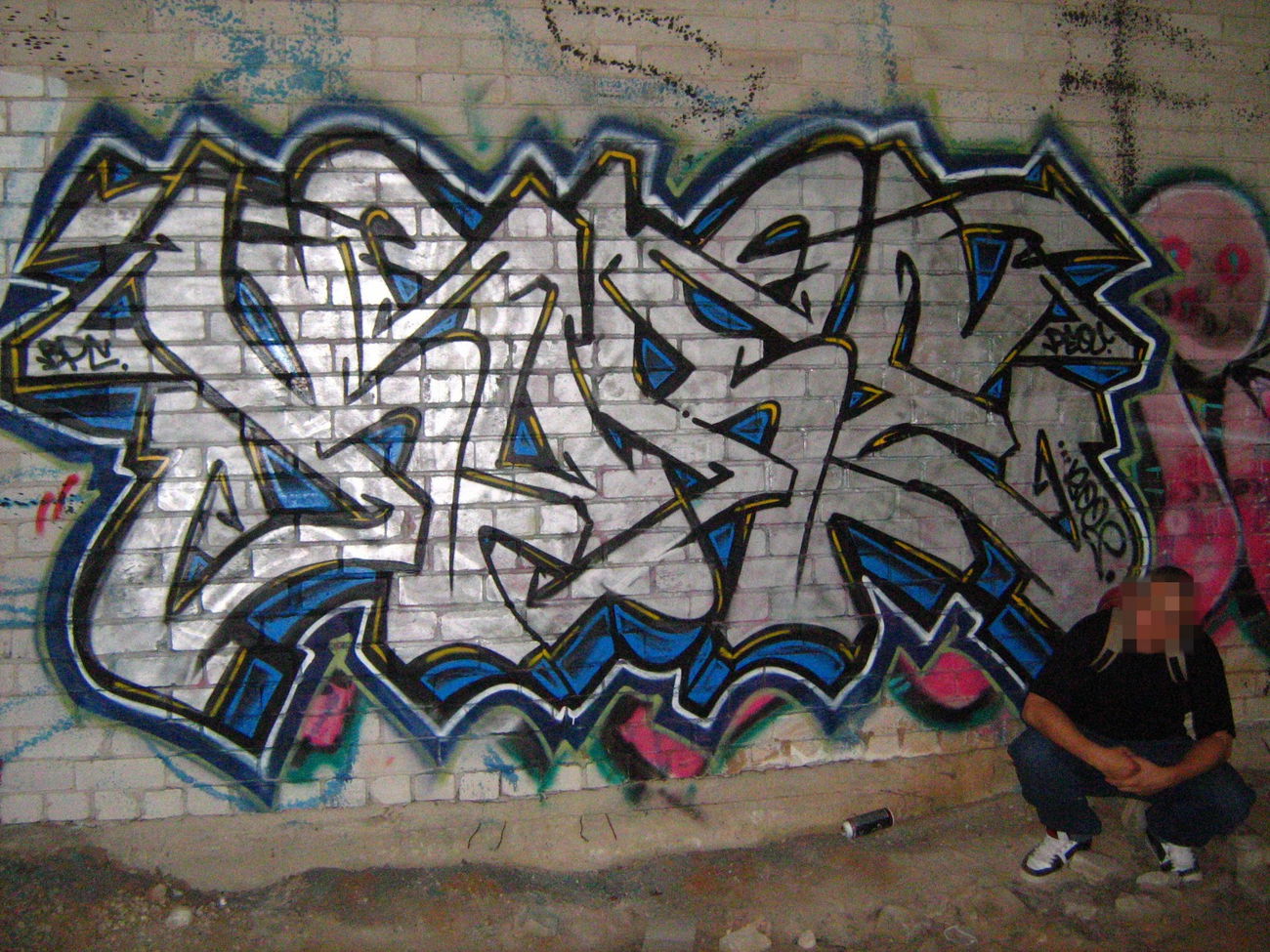 Graffiti Wall - Photo by kore182 - kore, kore182, pieces (2008)