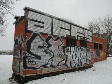 Graffiti Bombing - Photo by kore182 - kore182, stoner, st