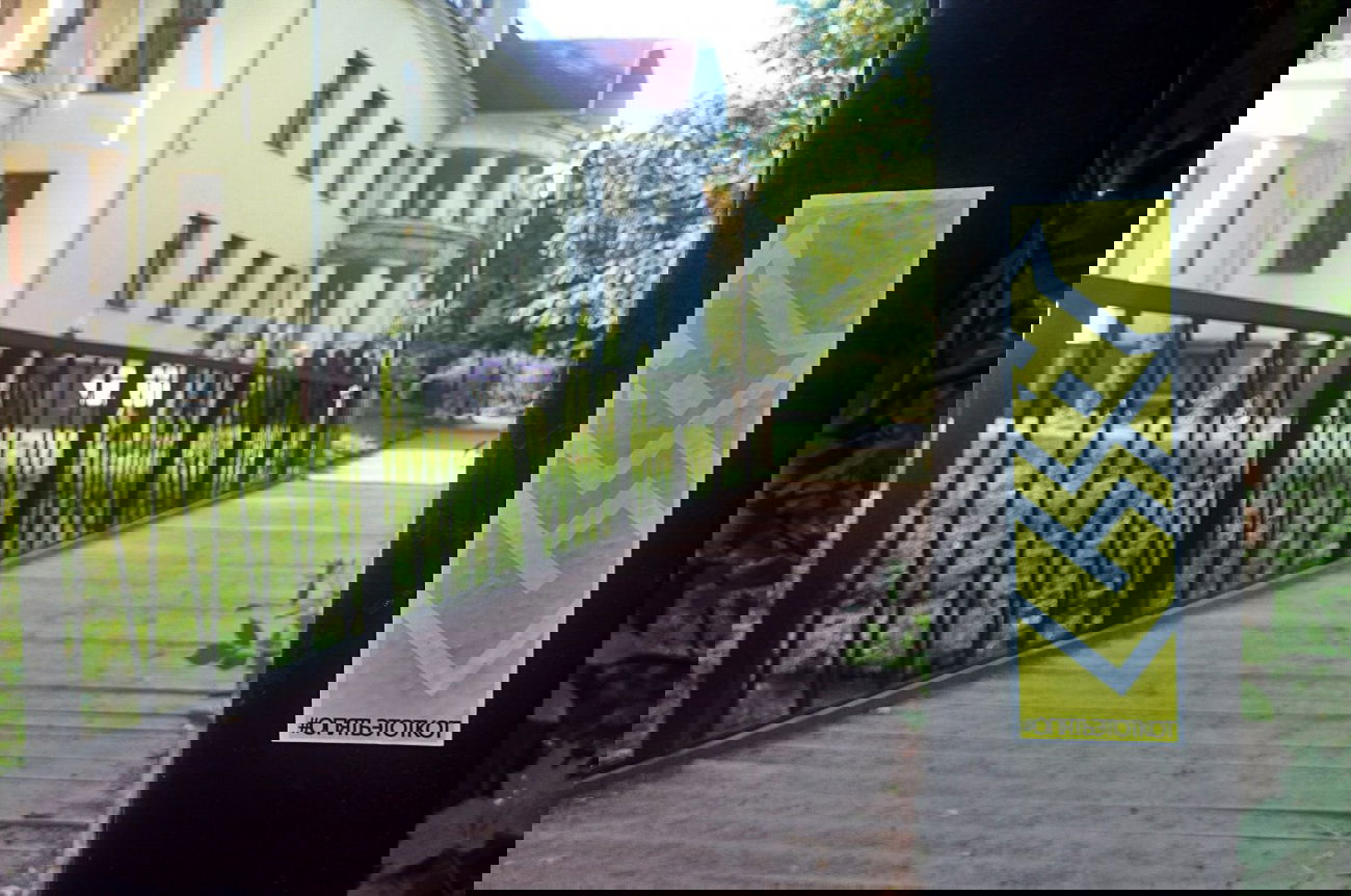 Graffiti Street Art - Photo by kottot (2014)