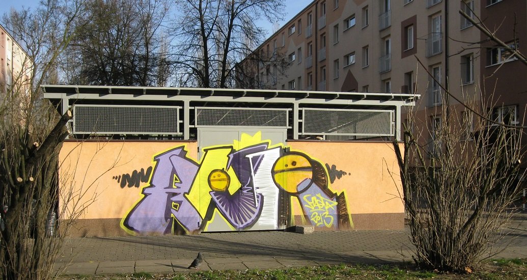 Graffiti Bombing in Poland - Photo by kozs - HeaR, Szet (2013)