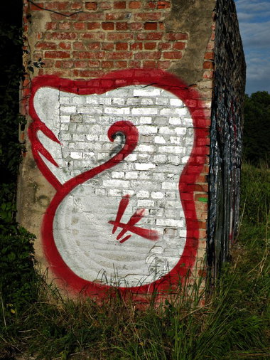 Graffiti Bombing - Photo by kraby