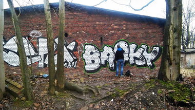 Graffiti Bombing in Angola - Photo by kraby (2016)