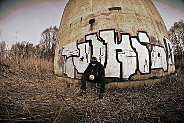 Graffiti Bombing - Photo by kraby (2015)