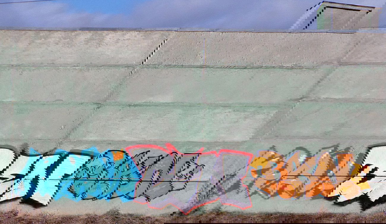 Graffiti Wall - Photo by kraipkm - ????, Ben, Ran (2014)