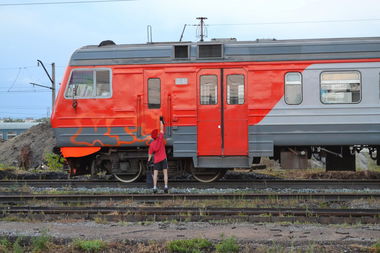 Graffiti Artwork in Ufa - Photo by krasiwo (2013)