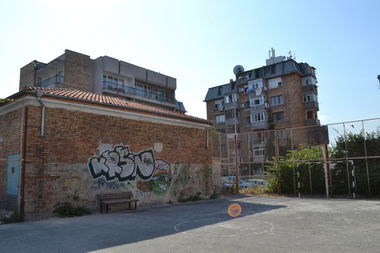 Graffiti Bombing in Burgas - Photo by krasiwo (2013)
