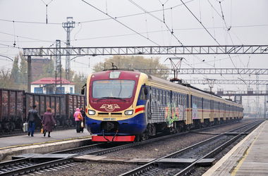 Graffiti Train - Photo by krask - Dimas, Krask, DeeJ (2013)