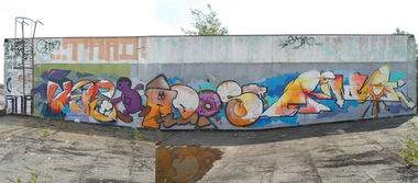 Graffiti Wall in Dresden - Photo by krawallo