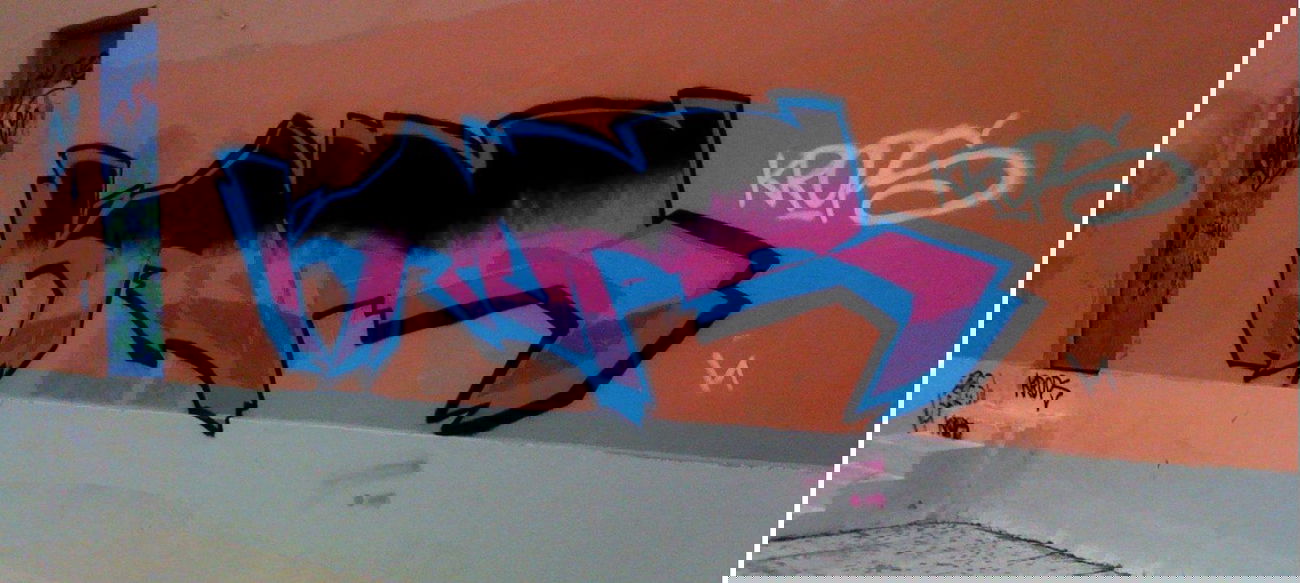 Graffiti Street Art - Photo by krops