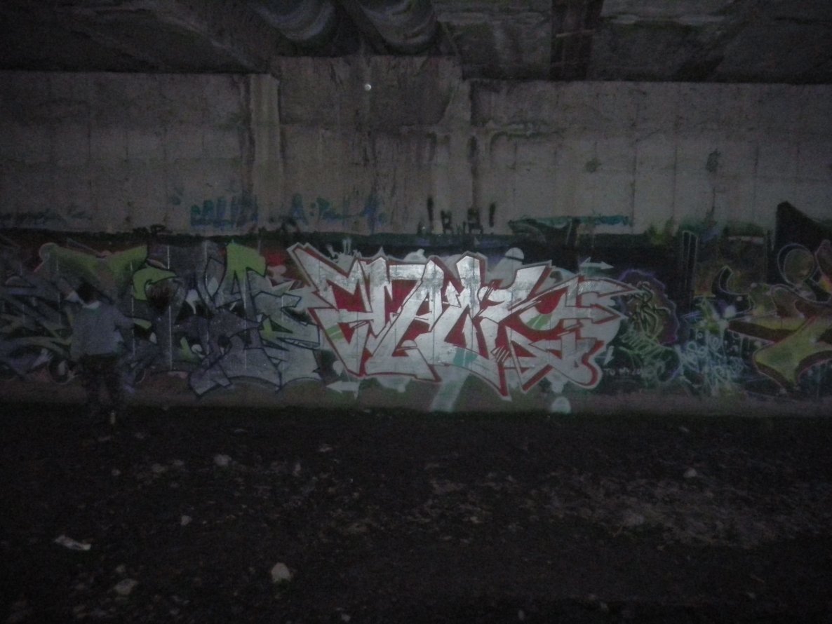 Graffiti Wall - Photo by krucifiX_kLan - maus187 (2014)