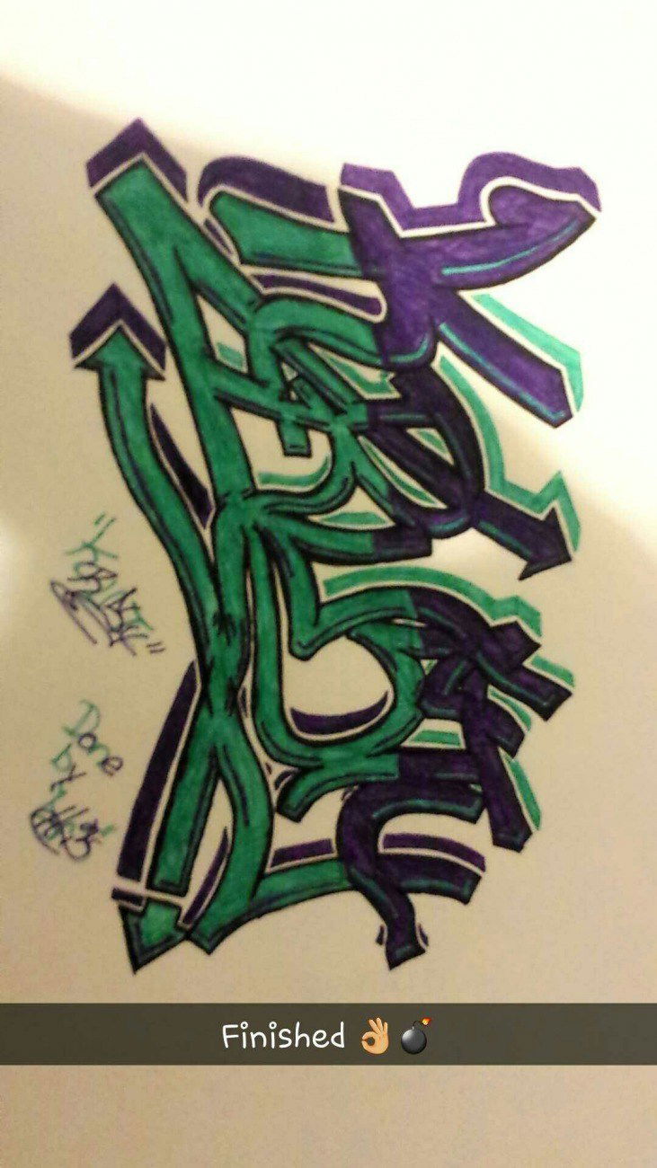 Graffiti Sketch - Photo by krustyvillegas