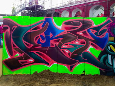 Graffiti Wall in Berlin - Photo by kry82 - kry, 82, yard (2014)