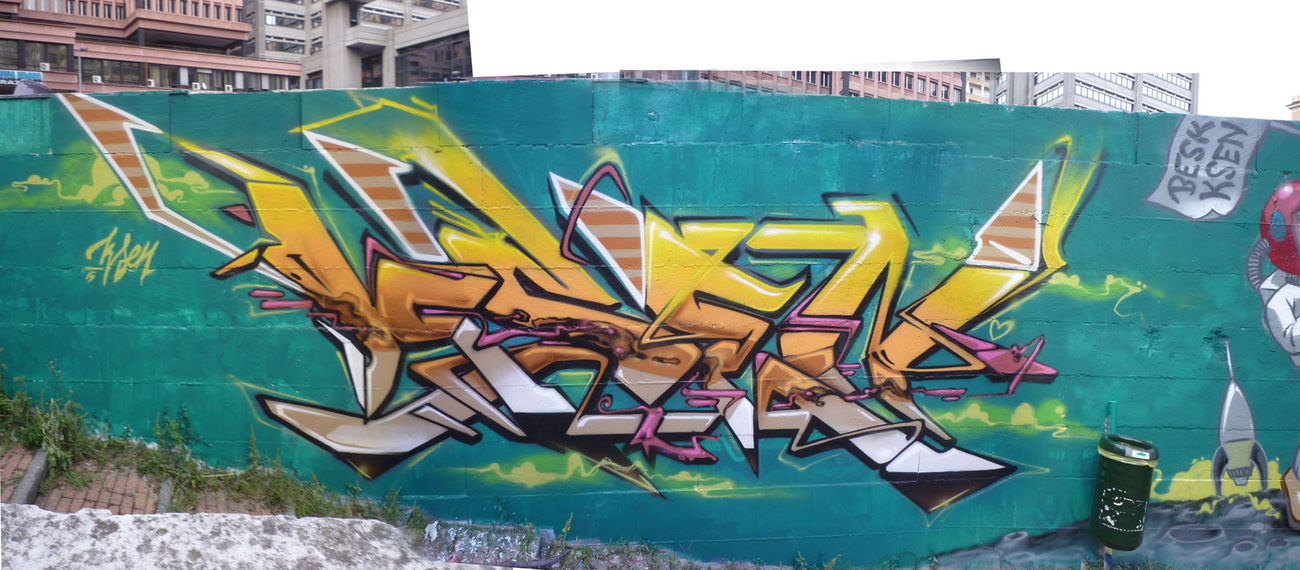 Graffiti Wall in Genova - Photo by ksen (2015)